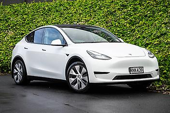 114,196 Km, SUV, 0 cc, Electric engine, Automatic