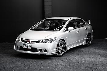 95,000 Km, Sedan, 1790 cc, Petrol engine, Automatic