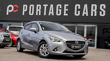 64,900 Km, Hatchback, 1298 cc, Petrol engine, Automatic