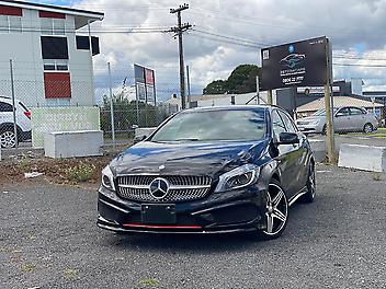 90,749 Km, Hatchback, 2000 cc, Petrol engine, Automatic