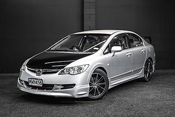 127,000 Km, Sedan, 1790 cc, Petrol engine, Automatic
