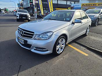 126,088 Km, Sedan, 1796 cc, Petrol engine, Automatic