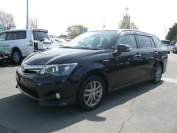 72,000 Km, Station Wagon, 1500 cc, Hybrid (Electric) engine, automatic