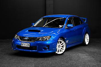 82,000 Km, Sedan, 2457 cc, Petrol engine, Manual