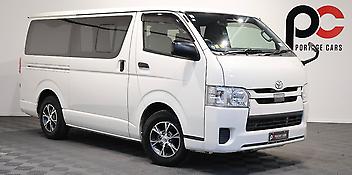 106,950 Km, Van, 2754 cc, Petrol engine, Automatic