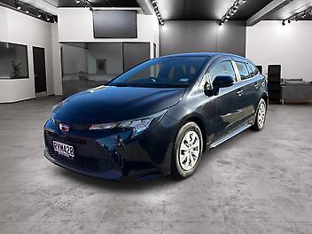 44,000 Km, Hatchback, 1797 cc, Hybrid (Electricity) engine, Auto