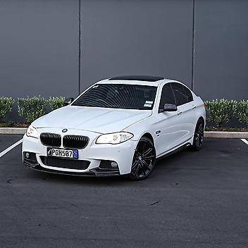 114,000 Km, Sedan, 2993 cc, Diesel engine, Automatic