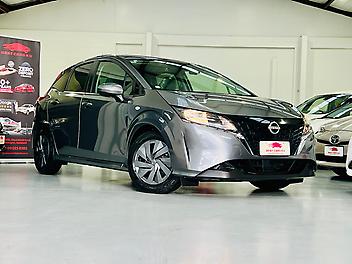 82,878 Km, Hatchback, 1196 cc, Hybrid engine, Automatic