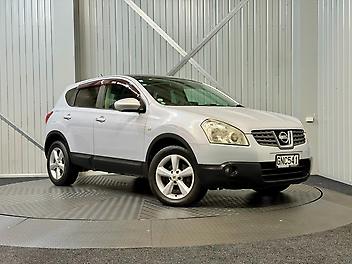 226,600 Km, SUV / 4x4, 2000 cc, Petrol engine, Automatic