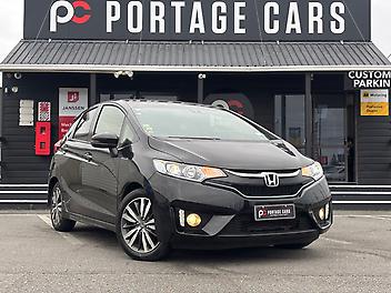 81,435 Km, Hatchback, 1496 cc, Hybrid engine, Automatic