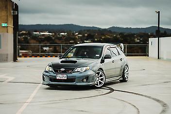 150,000 Km, Hatchback, 2450 cc, Petrol engine, Tiptronic