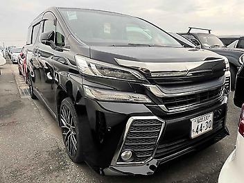 131,000 Km, Coach, 2500 cc, Petrol engine, Automatic