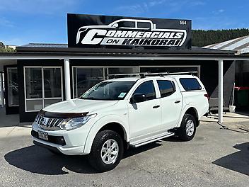 185,017 Km, Ute, 2442 cc,  engine, Auto