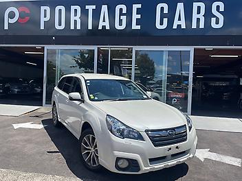 101,000 Km, Station Wagon, 2500 cc, Petrol engine, Automatic
