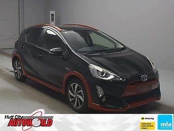 97,226 Km, Hatchback, 1500 cc, Hybrid (Electricity) engine, Automatic