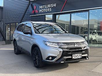 119,300 Km, RV/SUV, 2360126 cc, Petrol engine, Continuous Variable