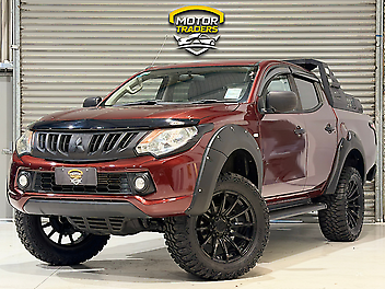 202,300 Km, Ute, 2442 cc, Diesel engine, Automatic