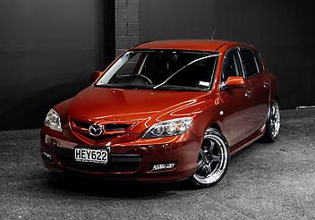 142,000 Km, Hatchback, 1990 cc, Petrol engine, Automatic