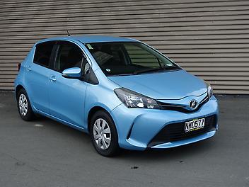 28,071 Km, Hatchback, 1329 cc, Petrol engine, CVT