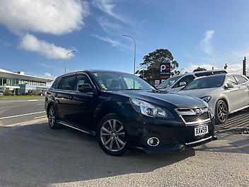 107,700 Km, Station Wagon, 2498 cc, Petrol engine, Automatic