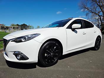 74,000 Km, Sedan, 2000 cc, Hybrid engine, Automatic