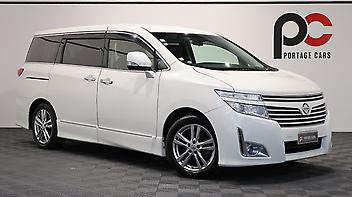 105,770 Km, People Movers, 2488 cc, Petrol engine, Automatic