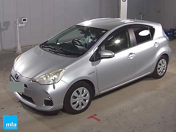 144,419 Km, Hatchback, 1500 cc, Hybrid (Electricity) engine, Auto