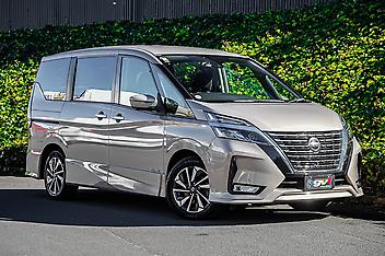 90,994 Km, People Mover, 2000 cc, Hybrid engine, Automatic