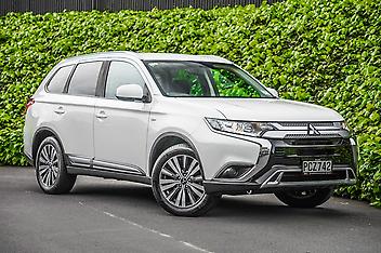 116,542 Km, SUV, 2400 cc, Petrol engine, Automatic