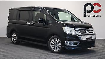 114,344 Km, Van, 2000 cc, Petrol engine, Automatic