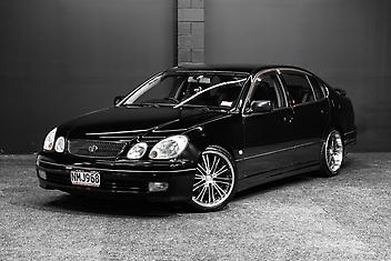 156,000 Km, Sedan, 2990 cc, Petrol engine, Automatic