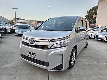 111,462 Km, Van, 1800 cc, Hybrid engine, Automatic