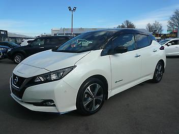 51,800 Km, Hatchback, 0 cc, Electricity engine, automatic