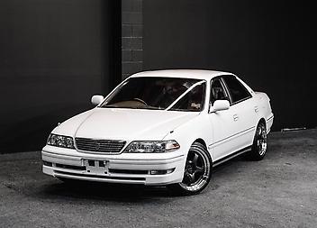 135,000 Km, Sedan, 1988 cc, Petrol engine, Automatic