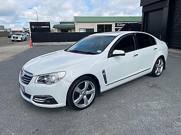 194,100 Km, Sedan, 3564 cc, Petrol engine, 6 Speed Automatic