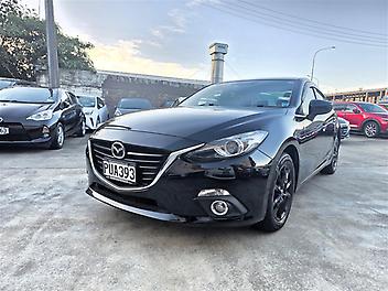 135,839 Km, Sedan, 2000 cc, Hybrid engine, Automatic