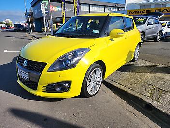 67,765 Km, Hatchback, 1586 cc, Petrol engine, Automatic