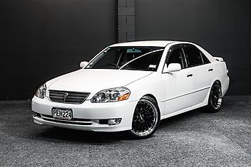 87,000 Km, Sedan, 2493 cc, Petrol engine, Automatic