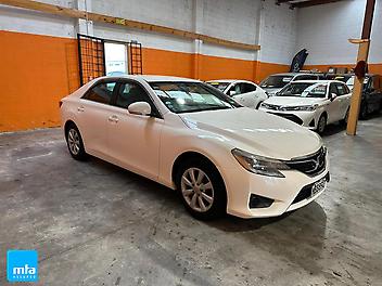 150,377 Km, Sedan, 2490 cc, Petrol engine, Auto