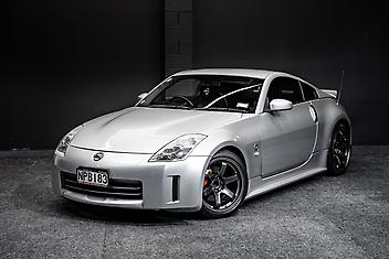 167,000 Km, Coupe, 3490 cc, Petrol engine, Manual