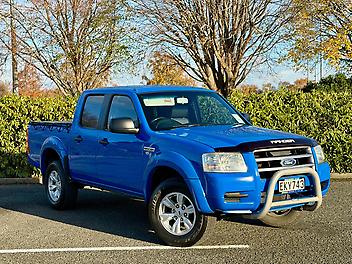 243,066 Km, Ute, 3000 cc, Diesel engine, Manual 5-Speed