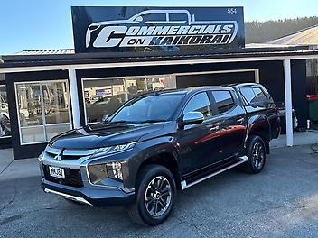 194,115 Km, Ute, 2442 cc, Diesel engine, Auto