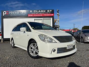 180,635 Km, Station Wagon, 2488 cc, Petrol engine, Automatic