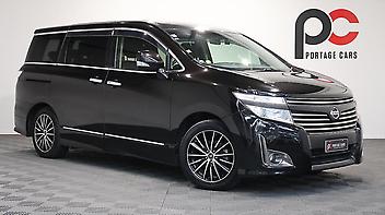 100,060 Km, People Movers, 2488 cc, Petrol engine, Automatic