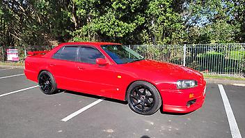 121,405 Km, SALOON, 2498 cc, Petrol engine, Auto