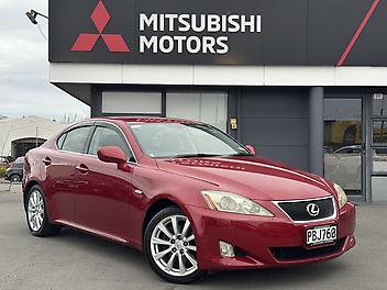 82,087 Km, Sedan, 2500 cc, Petrol engine, Automatic