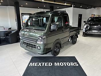 50 Km, Ute, 658 cc, Petrol engine, Auto