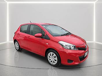 173,955 Km, Hatchback, 1298 cc, Petrol engine, Auto