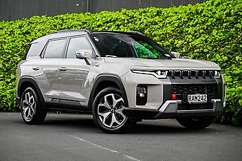 9,750 Km, SUV, 1500 cc, Petrol engine, Automatic