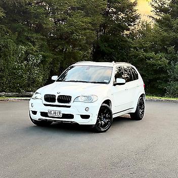 125,254 Km, SUV, 2990 cc, Petrol engine, Automatic